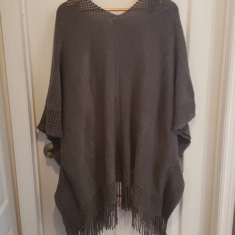 Max Studio grey poncho one size - Picture 6 of 7